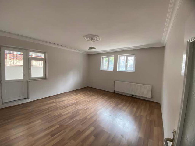 REMAX DEĞİŞİM/ KIRKLAR MAHALLESİ 3+1 BODRUM KAT KİRALIK DAİRE
