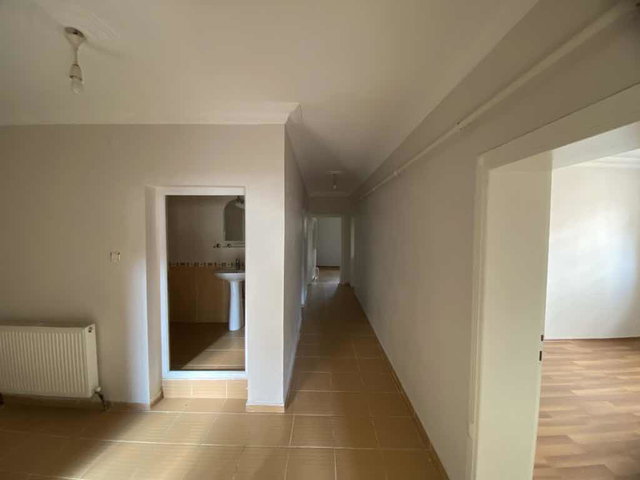 REMAX DEĞİŞİM/ KIRKLAR MAHALLESİ 3+1 BODRUM KAT KİRALIK DAİRE
