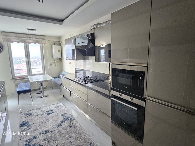 REMAX İLKE'DEN BOSTANCIOĞLU PARK REZİDANS'TA 4+1 KİRALIK DAİRE