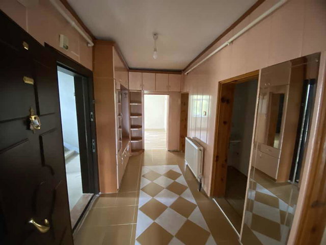 REMAX DEĞİŞİMDEN KIRKLAR MAHALLESİNDE 3+1 KİRALIK DAİRE