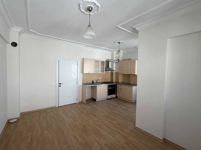 ÇAĞLAYAN'DA OFİS OLARAK KULLANIMA UYGUN KİRALIK DAİRE