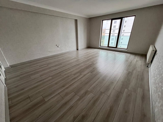 SİTE İÇERİSİNDE 190 M² NET TERAS BALKONLU LÜX 4.5+1 DAİRE