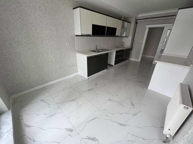 SİTE İÇERİSİNDE 190 M² NET TERAS BALKONLU LÜX 4.5+1 DAİRE