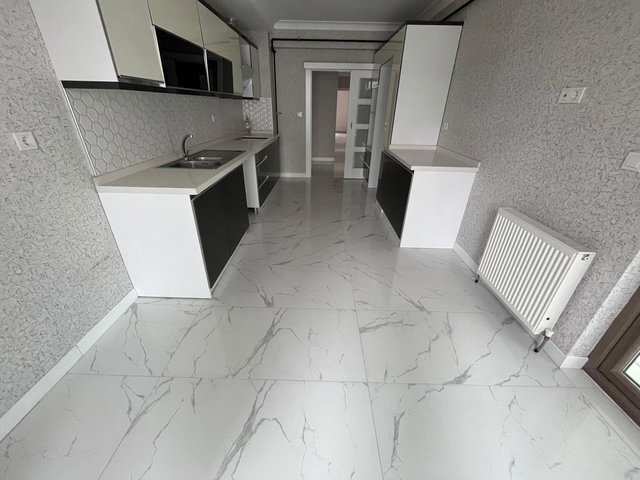 SİTE İÇERİSİNDE 190 M² NET TERAS BALKONLU LÜX 4.5+1 DAİRE