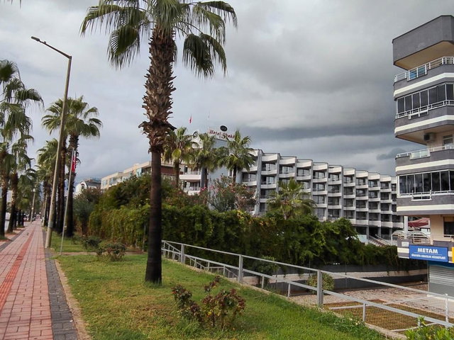 ALANYA OBA'DA SAHİL YOLUNA CEPHE, 2+1 ARAKAT SATILIK DAİRE