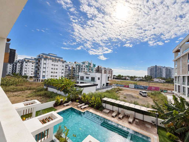 İSKELE’DE JAKUZİLİ VE TERASLI KİRALIK STÜDYO PENTHOUSE