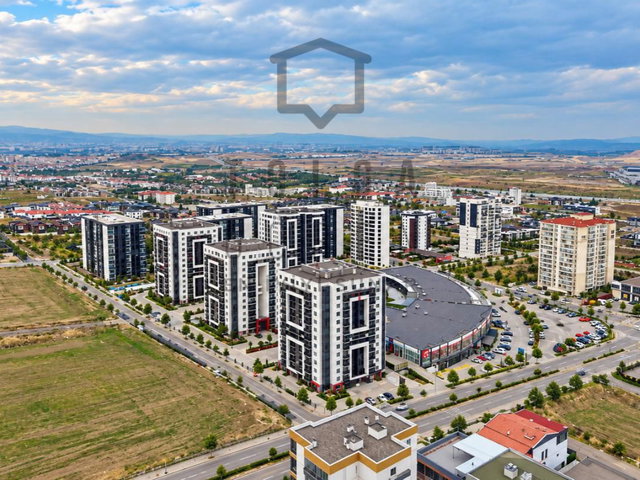 BAĞLICA OPEN SKY SİTESİ D BLOK'TA SATILIK GİRİŞ KAT, 3+1 DAİRE