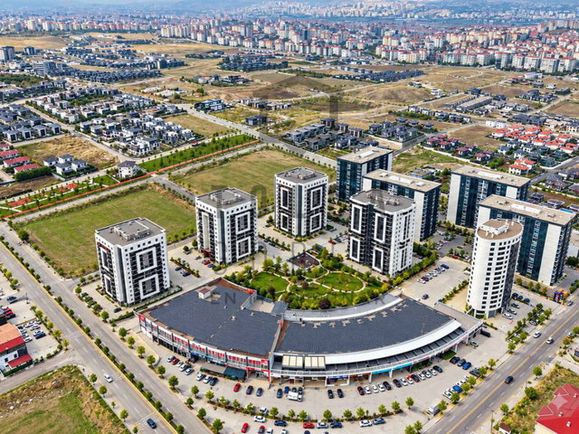 BAĞLICA OPEN SKY SİTESİ D BLOK'TA SATILIK GİRİŞ KAT, 3+1 DAİRE