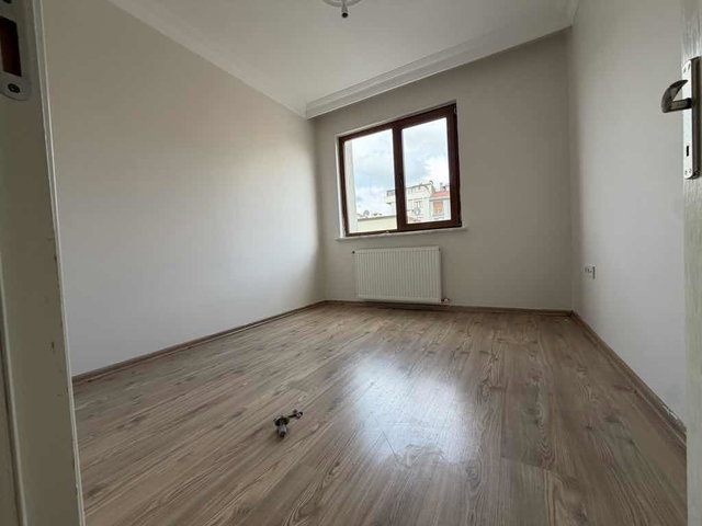 KARTAL CUMHURİYET MAHALLESİ’NDE KİRALIK 3+1 DAİRE