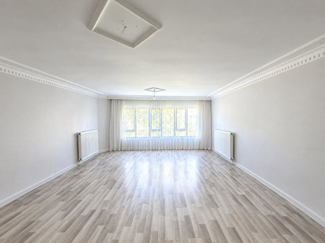 HİLAL’DE ATAKULE VE PARK MANZARALI 350 M² 6+2 | ÇİFT TERAS SATILIK DAİRE