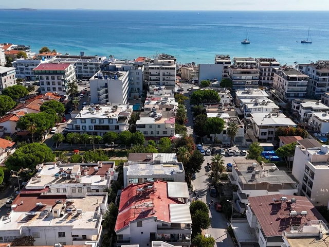 DİDİM ALTINKUM’DA GÜNEY-DOĞU CEPHELİ, FULL EŞYALI 4+1 VİLLA