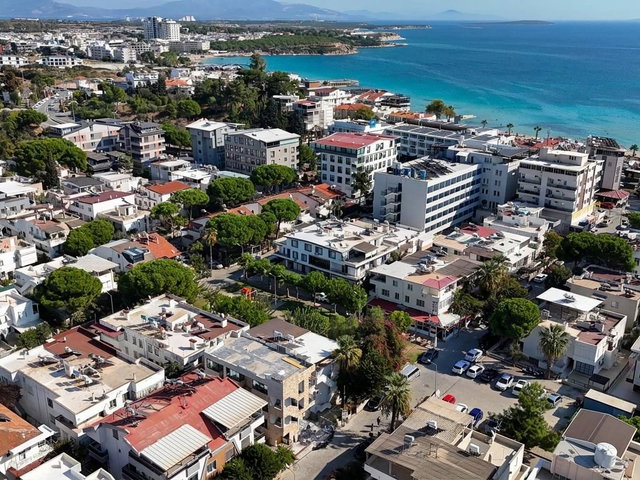 DİDİM ALTINKUM’DA GÜNEY-DOĞU CEPHELİ, FULL EŞYALI 4+1 VİLLA