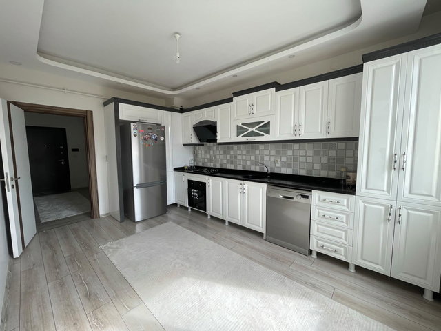 REMAX İLKE'DEN HİLALKENT'TE 3+1 KİRALIK LÜKS DAİRE