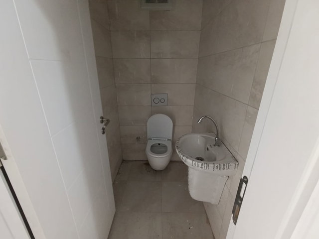 ARSİN FATİH MAHALLESİ DEDEKENT-3 SİTESİ DENİZ MANZARALI SIFIR AYARINDA 3+1