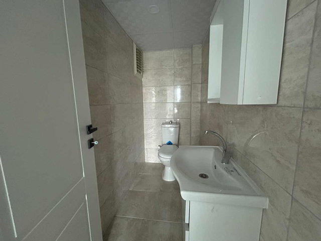 REMAX DOĞUDAN ŞEHRİN GÖBEĞİNDE MANZARALI SIFIR DAİRE