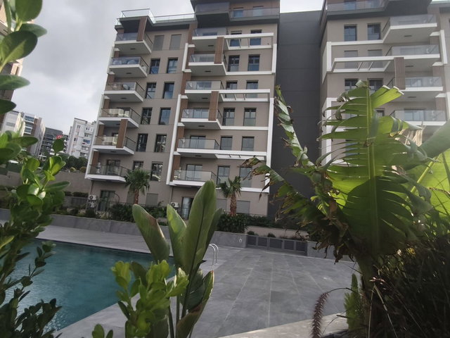 ULUKENT GÜLTEKİN PERA 2 SİTESİNDE FULL EŞYALI 1+1 KİRALIK DAİRE
