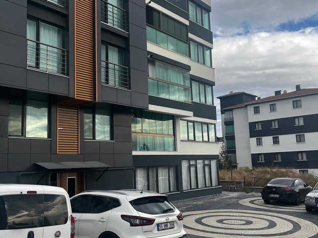 GÖLBAŞI SEĞMENLERDE 4+1 DAİRE ALTINDA BAĞIMSIZ 1+1