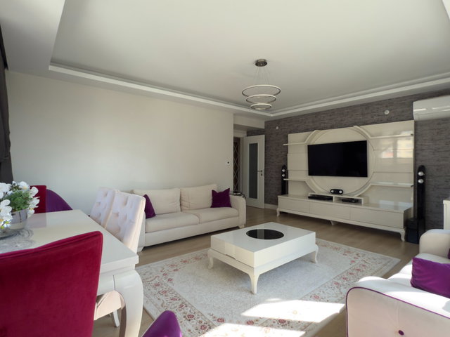 BİRLİK PARKADA SİTESİ 4. KAT ÇİFT CEPHE SATILIK 3+1