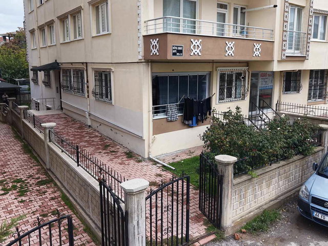 HİDAYET MAHALLESİ'NDE SATILIK DAİRE
