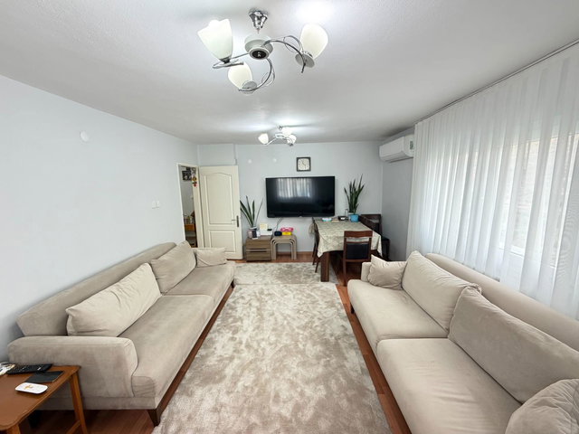 BORNOVA EVKA 4 MAHALLESİ  SATILIK 3+1 DAİRE TADİLATLI