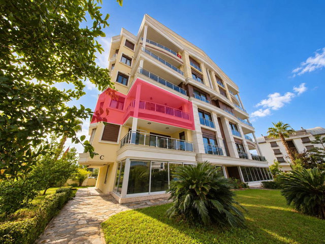 UNCALI KONAKLAR'DA LÜX SİTEDE SATILIK 3+1 ARAKAT DAİRE