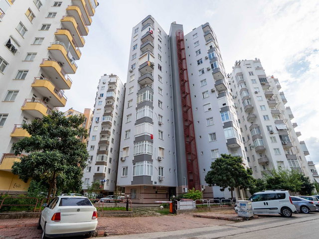 KONYAALTI SİTELER MAHALLESİNDE ARA KAT 3+1 DAİRE