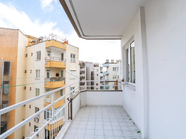 KONYAALTI SİTELER MAHALLESİNDE ARA KAT 3+1 DAİRE