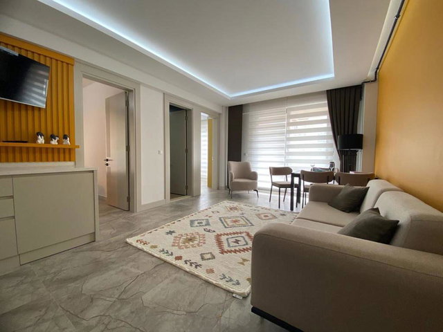 REMAX MODEL DEN ASMALIEVLER TERRACE SİTESİNDE KİRACILI SATILIK 2+1 EŞYALI DAİRE
