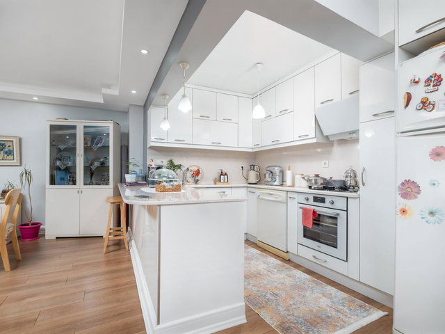 REMAX ADVANTAGE'DEN HEYKEL ERKEK LİSESİ YANI 2+1 SATILIK DAİRE