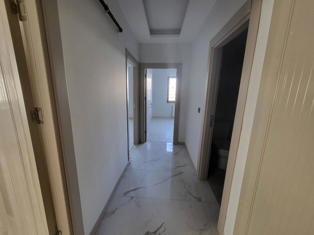 REMAX DEĞİŞİM-ATAŞEHİR MAH.DE SATILIK 2+0 YENİ DAİRE..