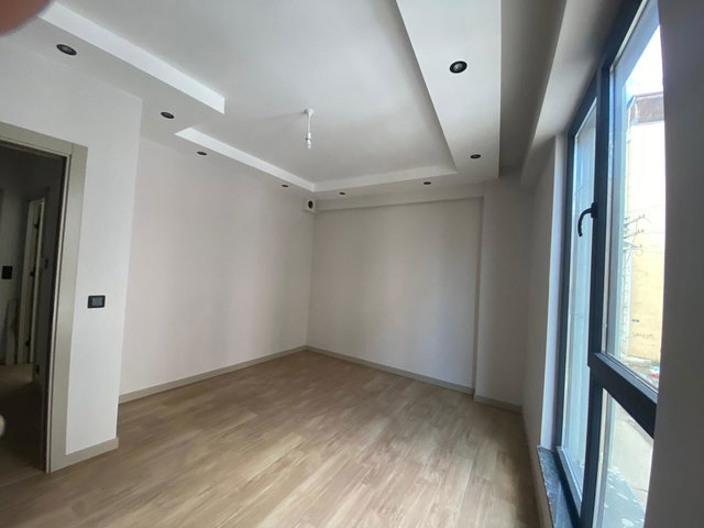 REMAX MOD'DAN ÇAMLICA'DA KİRALIK 2+0