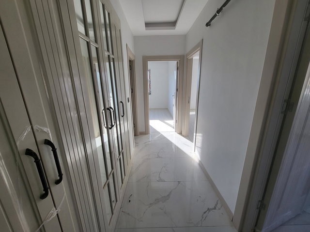 REMAX DEĞİŞİM-ATAŞEHİR MAH.DE SATILIK 2+0 YENİ DAİRE...