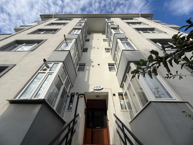 ÇEKMEKÖY GÜVEN 89 SİTESİNDE-İÇİ TAMAMEN YENİLENMİŞ 85 M2 2+1