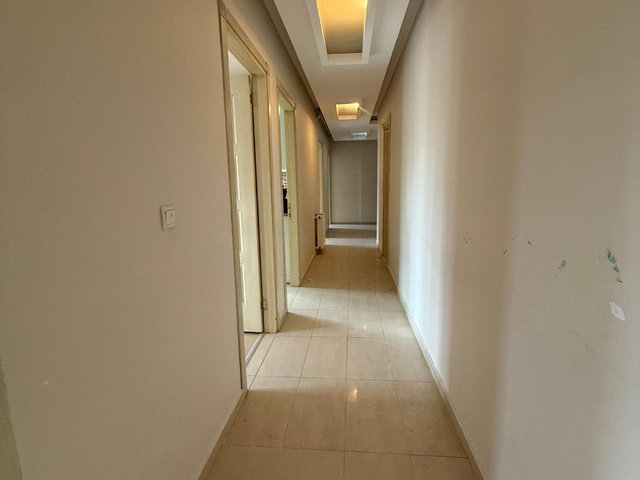BUCA KOOP’TA 3+1 2 BANYOLU, BALKONLU 130 M² SATILIK DAİRE