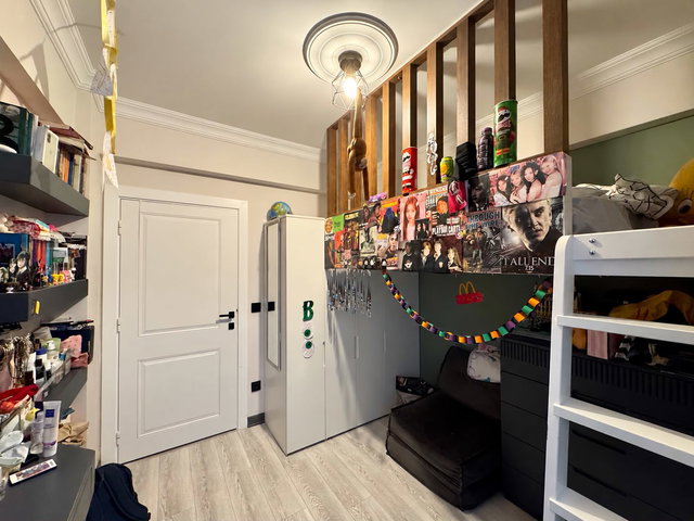 İZMİT YENİŞEHİR MAHALLESİ İÇİ YAPILI LÜKS 2+1 SATILIK DAİRE