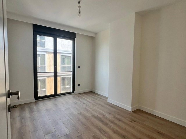 ÇENGELKÖY VERA SİTESİ KİRALIK 2+1 DAİRE