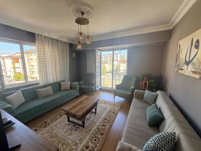ÜMRANİYE ESENKENT’TE 2+1 | BALKONLU DAİRE