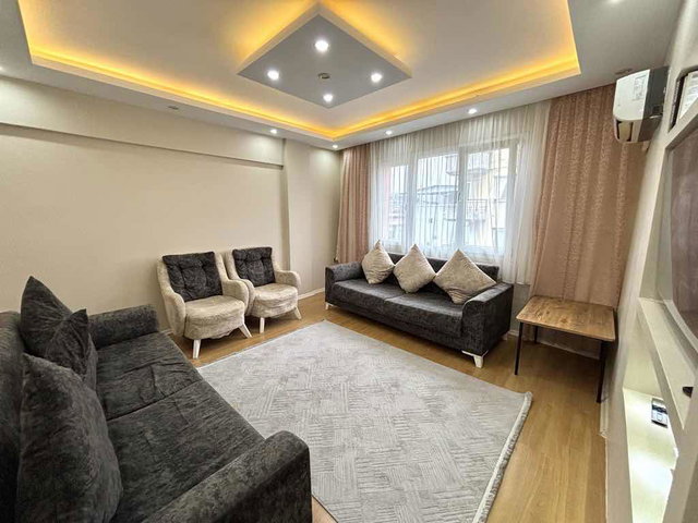 EZGİ EMEK’TEN SATILIK MERKEZİ LOKASYONDA GENİŞ VE FERAH 2+1 DAİRE
