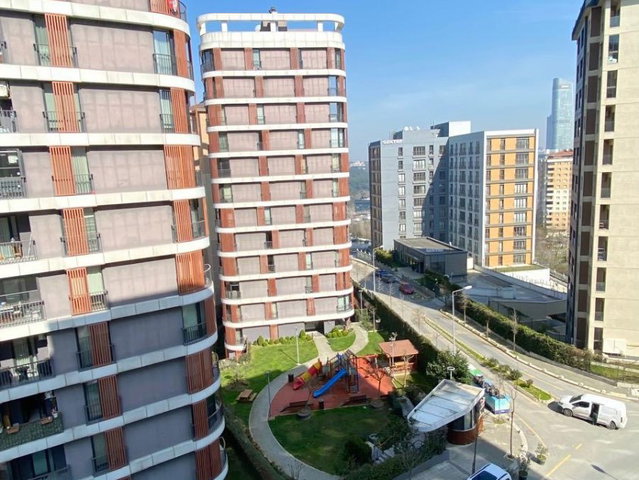 KAĞITHANE HAMIDIYE MAHALLESI LALEKENT SITESI SATILIK 3+1 DAIRE