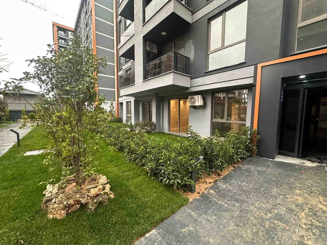 UYSAL VİA PALAZZO'DA SIFIR 1+1 20 M2 ÖZEL BAHÇE KULLANIMLI SATILIK DAİRE