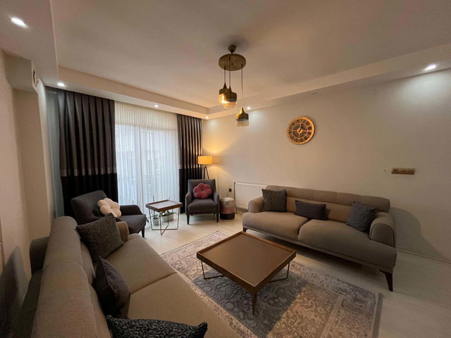 BİGA ÇARŞI MERKEZDE SATILIK 3+1 DUBLEKS, GENİŞ TERASLI FIRSAT DAİRE!