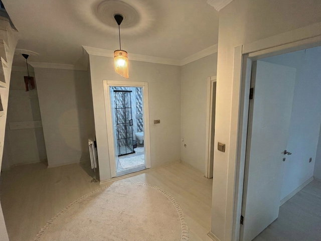 BİGA ÇARŞI MERKEZDE SATILIK 3+1 DUBLEKS, GENİŞ TERASLI FIRSAT DAİRE!