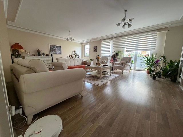 PENDİK YENİŞEHİR ELEGAN EVLER SİTESİ'NDE SATILIK 3+1