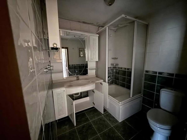 EMEK SİTESİ İÇİ YENİLENMİŞ KİRALIK 2+1 DAİRE