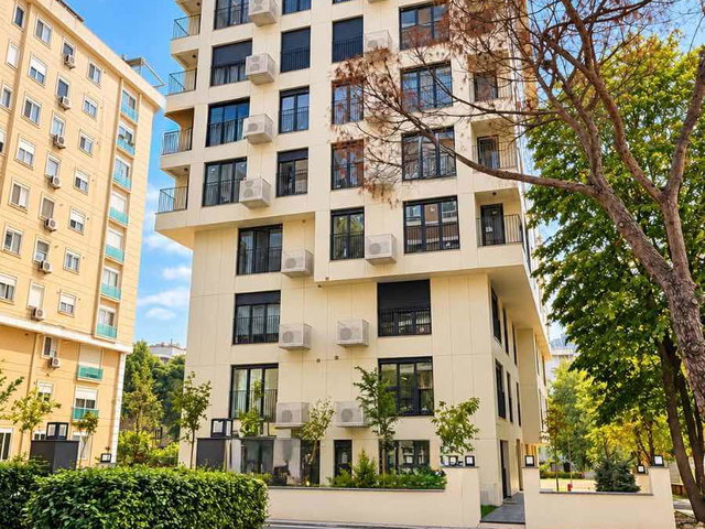 FENERYOLUN'DA CADDEYE 2. BİNA MODERN MİMARİ İLE YAPILMIŞ 60 M2 NET FIRSAT SATILIK  2+1 DAİRE