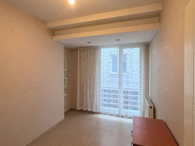 RE/MAX’TEN EKİNOBA’DA ADLİYE & E-5'E YÜRÜME MESAFESİNDE, KREDİYE UYGUN, SİTE İÇİNDE, BOŞ 1+1