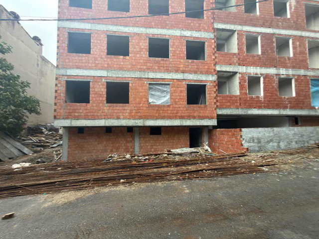 HALKALI ZEYNEBİYE'DE 2+1 SATILIK DAİRE