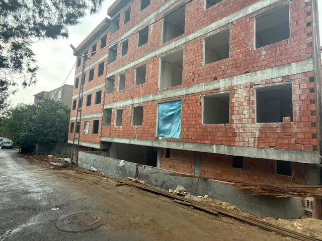 HALKALI ZEYNEBİYE'DE 2+1 SATILIK DAİRE