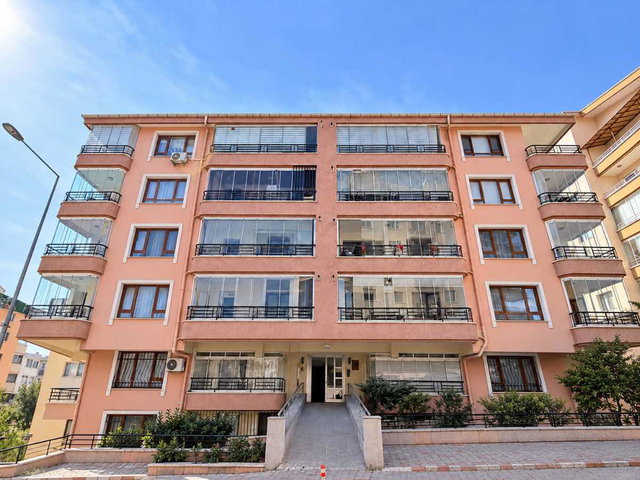 DİKMEN DE ODTÜ ORMANI MANZARALI, YENİLENMİŞ 185 M² 4+1