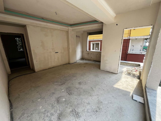 PENDİK AYDINLI YOLU CADDESİNDE SATILIK 3+1 DAİRE